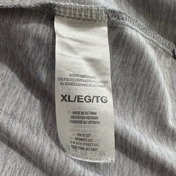 Reebok Grey Short Sleeve Top Casual Activewear Performance Workout Women's XL - Picture 10 of 12